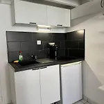 Capsule hotel Les Balconnets Ap3 Centre Nice