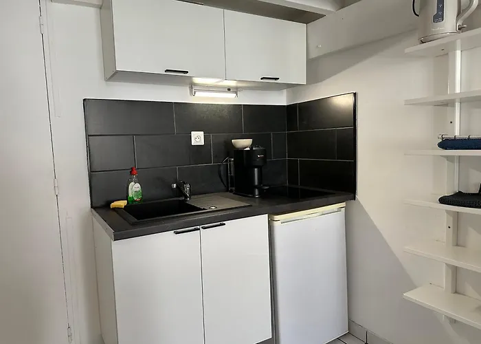 Kapslový hotel Les Balconnets Ap3 Centre Nice